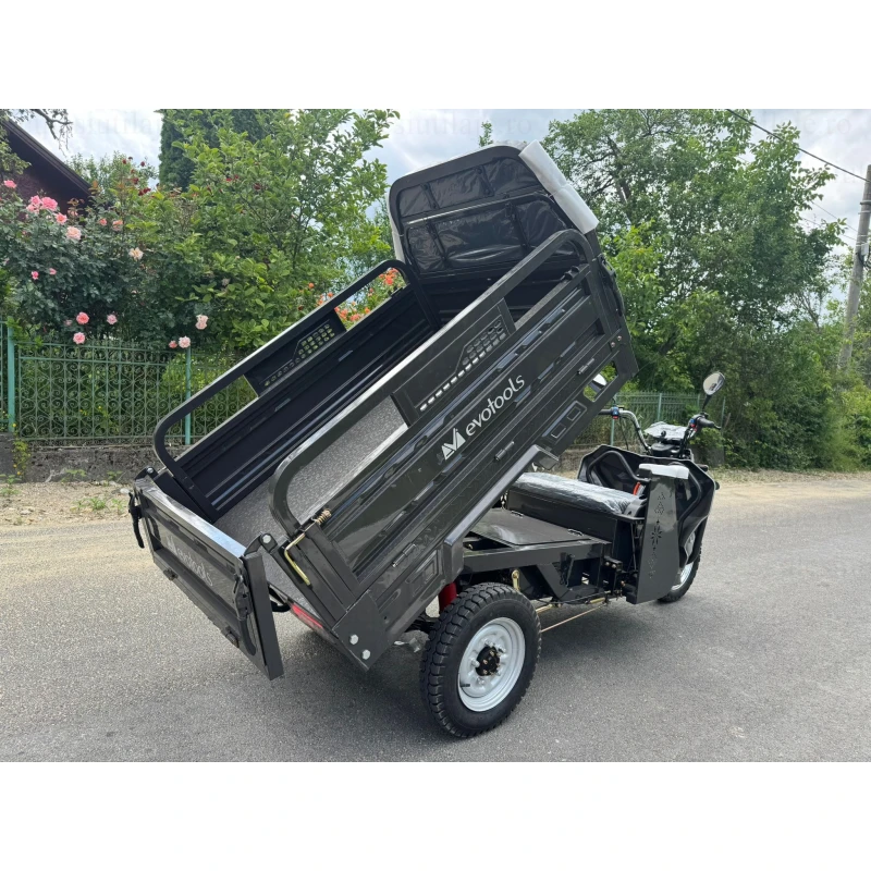 Triciclu Electric Cargo TRCC1500 – Putere maxima 3000W, Baterie 72 V/58 Ah, Autonomie 60 km, Sistem basculabil hidraulic, viteza maxima de 25 km/h, conform reglementarilor UE, fara permis