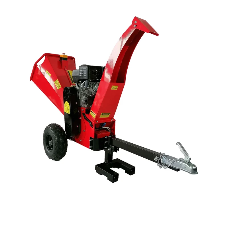 Tocator de crengi pe benzina, TC 15- 120, evacuare in spate, 15 CP, grosime maxima crengi 120 mm, 175 kg Breckner Germany