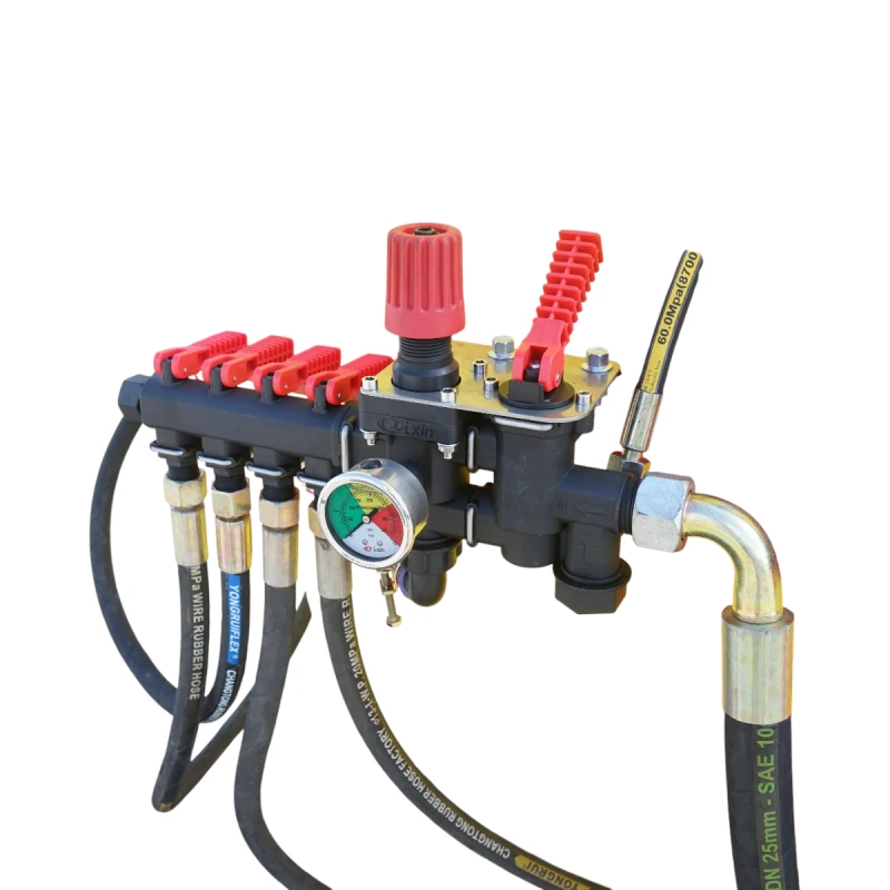 Erbicidator cu bazin 1000L, latime de lucru 14m, 30 stropitoare triple, cardan inclus THOR