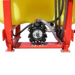 Erbicidator cu bazin 600L si brat 12m, cu 25 diuze triple