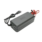 Redresor incarcator baterie 12V, 5A auto/moto cu functie de reparare