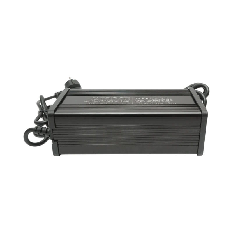 Redresor incarcator smart baterie Li-ion 51.2V, 15A cu afisaj digital