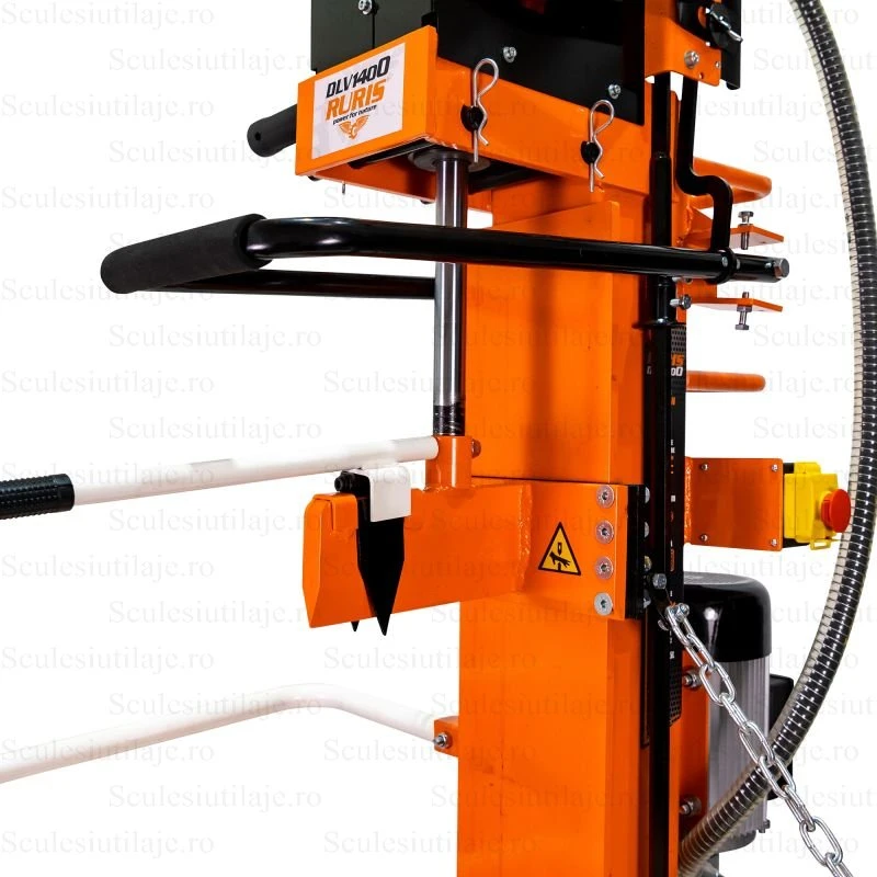Despicator busteni vertical monofazat RURIS DLV 1400 14 Tone lungime maxima bustean 1060 mm putere 3700 W