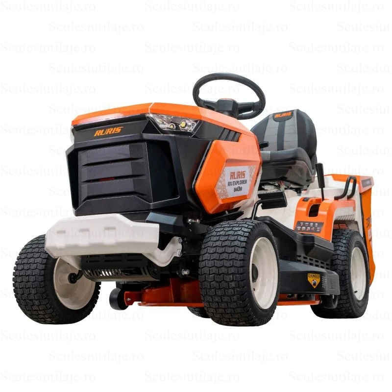 Tractor de tuns gazon Ruris Explorer 840M – Motor Loncin 15 CP, Latime de taiere 840 mm, 3 functii (colectare, mulching, spalare)