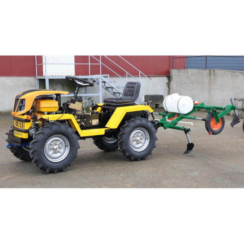 ProGARDEN Dispozitiv intindere folie si aplicare tratamente prin pulverizare, 110cm, 30L pentru minitractoare Campo T