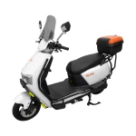 Scuter electric RURIS PILOT SX 710, motor 2100W, baterie 72V 20Ah, autonomie 50-60 km, viteza maxima de 25 km/h, conform reglementarilor UE, fara permis, Alb