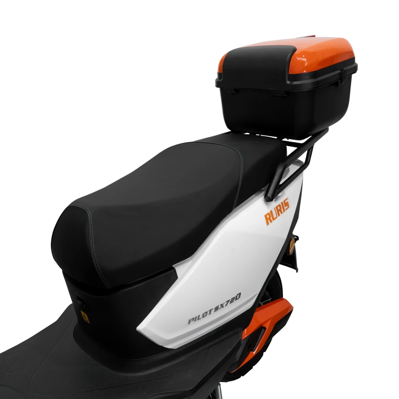 Scuter electric RURIS PILOT SX 720, motor 2500 W, baterie 72 V 32 Ah, autonomie pana la 92 km, viteza maxima de 25 km/h, conform reglementarilor UE, fara permis, Alb