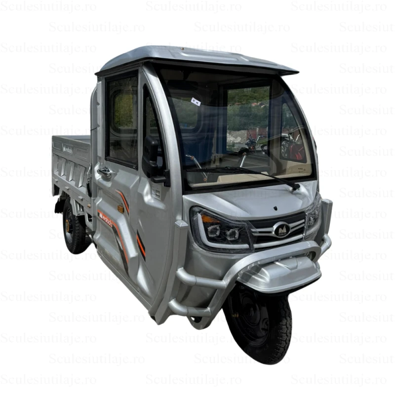 Triciclu Electric Cargo TRCB1500 – putere maxima 3800W, 72V/58Ah, autonomie 60 km, bena basculabila cu piston, 3+R, sarcina totala 776 kg, omologat pentru drum public
