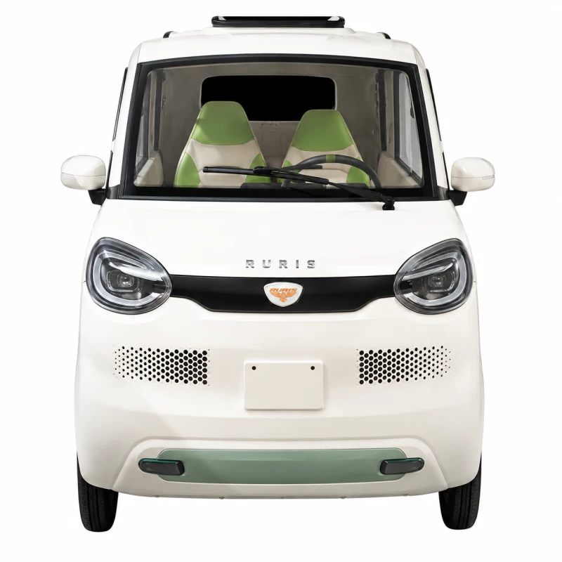 Masina electrica PILOT GT500A, motor 2000W, baterie 72V 58Ah, autonomie pana la 70 km, viteza maxima de 25 km/h, conform reglementarilor UE, fara permis, ALB