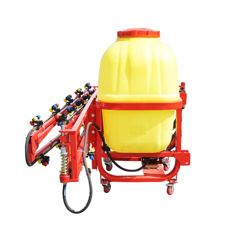 Erbicidator cu bazin 600L si brat 12m, cu 25 diuze triple