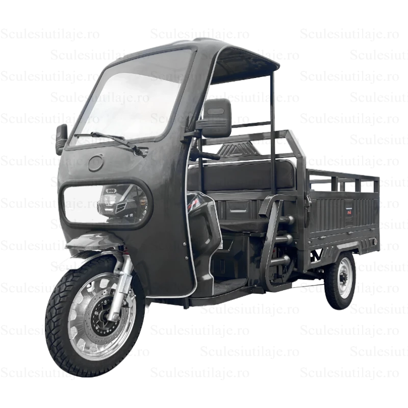 Triciclu electric cargo TRCC1500 EvoTools cu cabina, 1500 W, viteza maxima de 25km/h, autonomie de aproximativ 50-60 km, fara permis