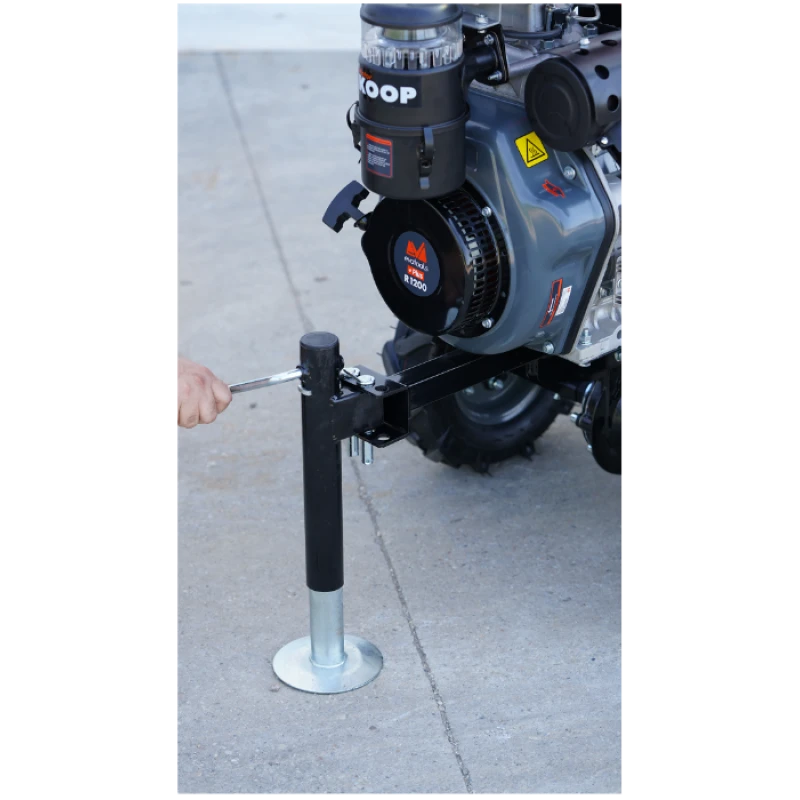 Motocultor Ride-On 4x4 R1200 Evotools PLUS, motor diesel 12CP Koop, cutie 3+1 viteze, far LED si sistem de franare hidraulic