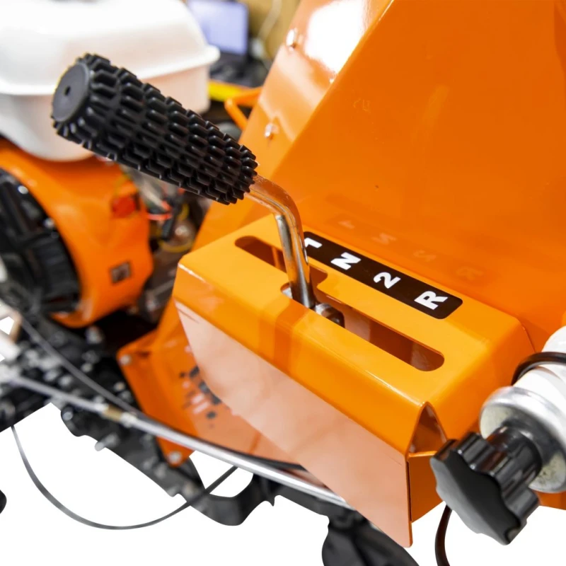 Tocator de crengi si resturi vegetale RURIS ST500 PLUS cu motor 15 CP si diametru taiere 100 mm