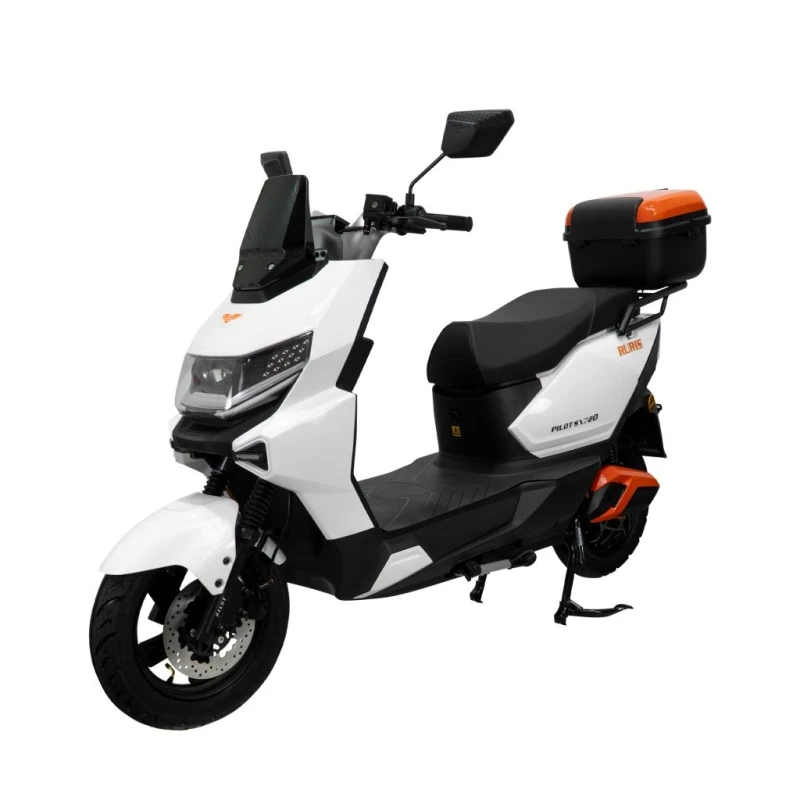 Scuter electric RURIS PILOT SX 720, motor 2500 W, baterie 72 V 32 Ah, autonomie pana la 92 km, viteza maxima de 25 km/h, conform reglementarilor UE, fara permis, Alb