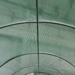 Solariu/Sera 400 x 200 x 200 cm RURIS 400, suprafata 8 mp, 8 ferestre cu plasa insecte, usa rulanta cu fermoar, dimensiune 400 x 200 x 200 cm, structura din teava galvanizata 19 mm